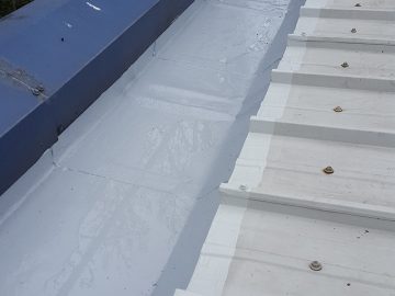 Cut edge corrosion Cut edge corrosion - Finished gutter looking like new