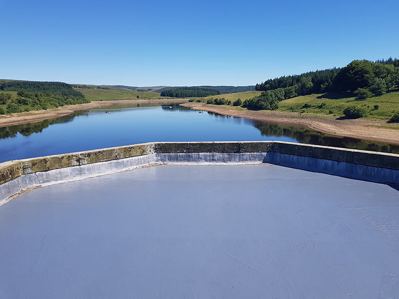 Smooth finish to flat roof repair